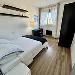 Port Marianne Апартаменты *