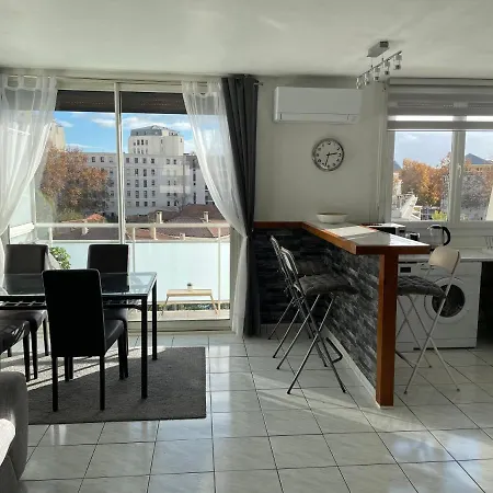 Appartement Port Marianne *